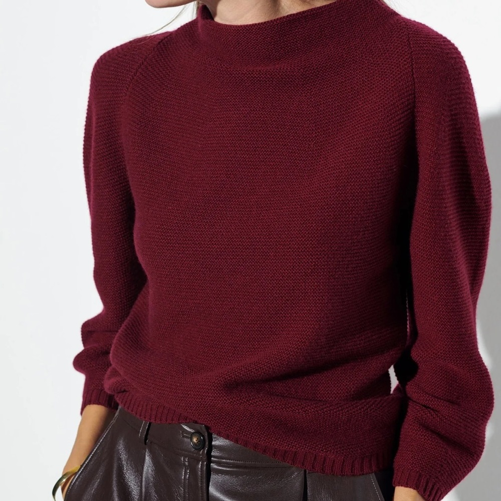 The Reset - Flawless Funnel 3/4 sleeve - Deep Wine color